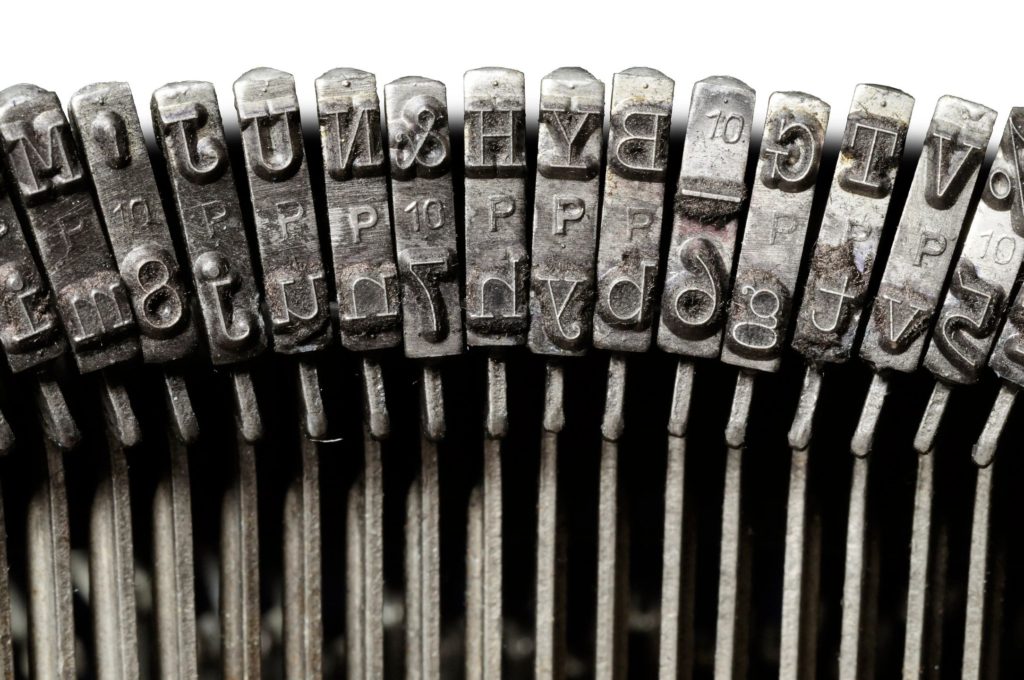old-typewriter-keys